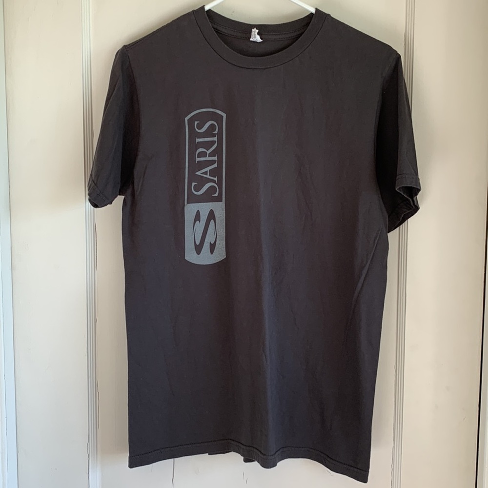 Men’s Anvil graphic tee pre-shrunk 100% cotton Dark Gray size M Saris graphic